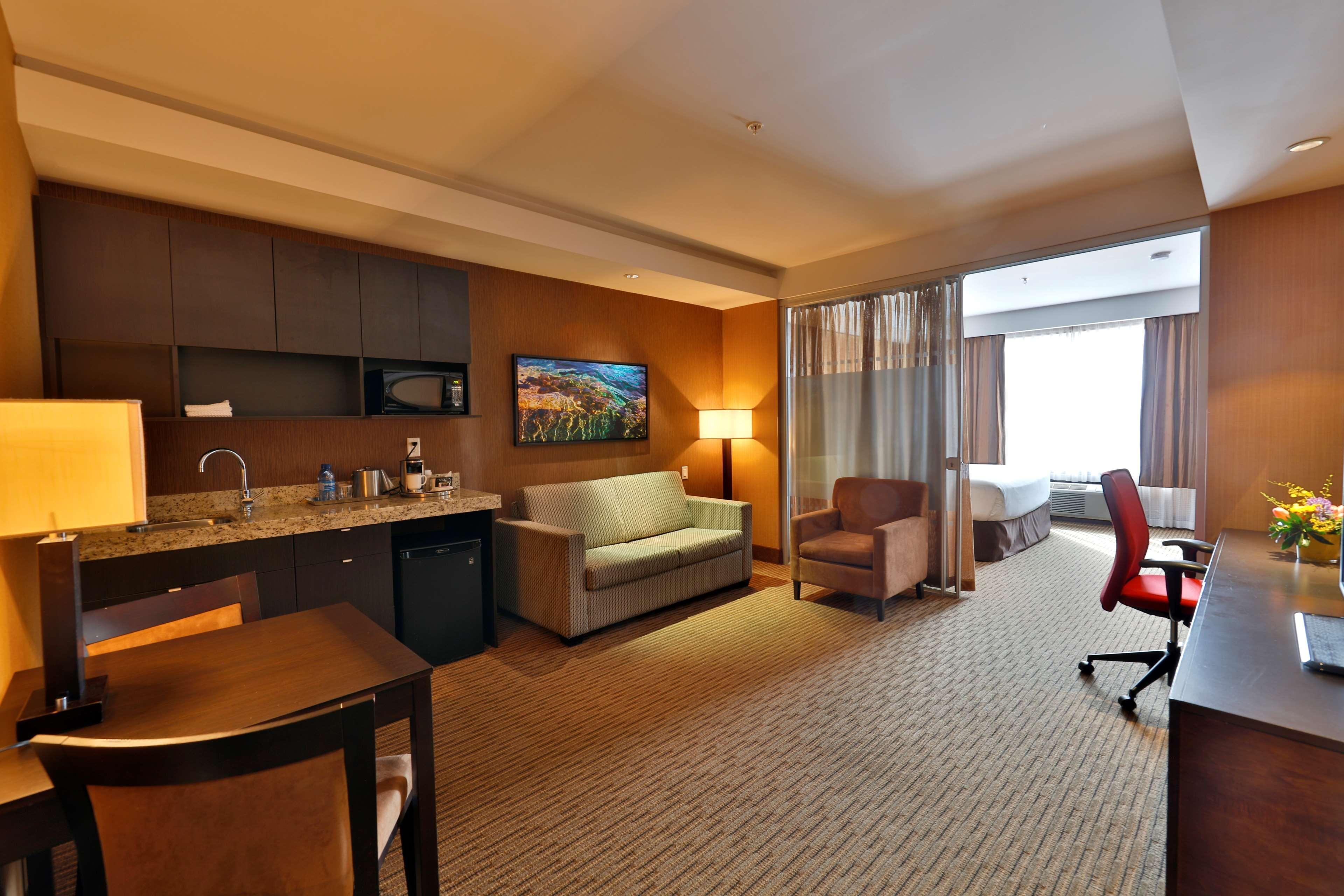 Edmonton Hotel & Convention Center Edmonton Dış mekan fotoğraf