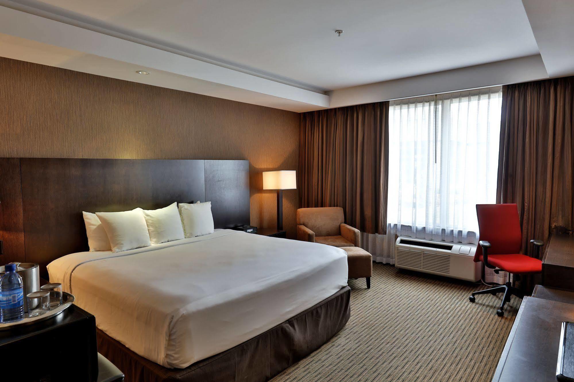 Edmonton Hotel & Convention Center Edmonton Dış mekan fotoğraf
